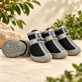 Chaussures en peluche pour chien