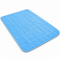 Tapis rafraîchissant pour chien, Bleu — carreaux 100x150 cm — produit seul